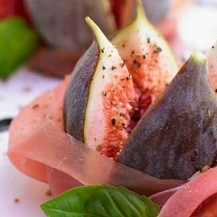 Italienske Antipasti med frugt 